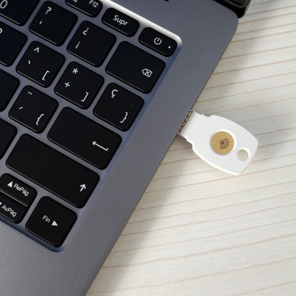 Titan Security Key Nfc Llave De Seguridad Dos Factores Usb