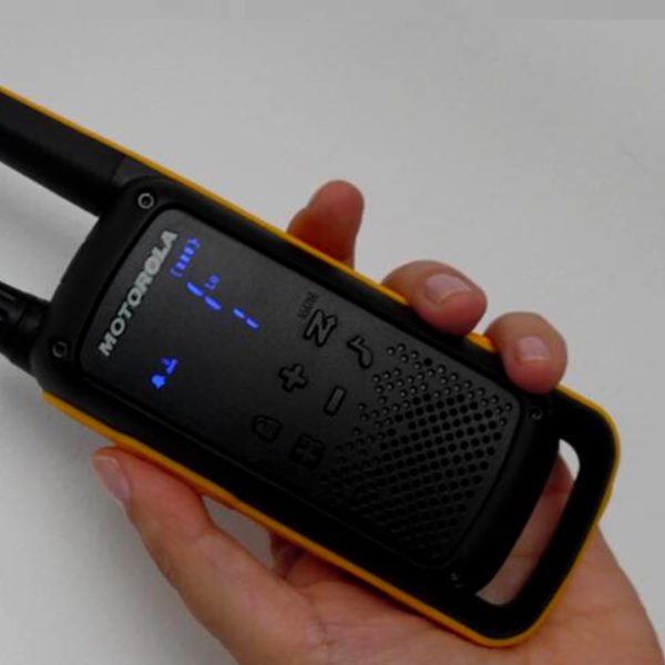 Motorola 2 Walkie Talkie 56km 22Canales 121Códigos Ip54 T470